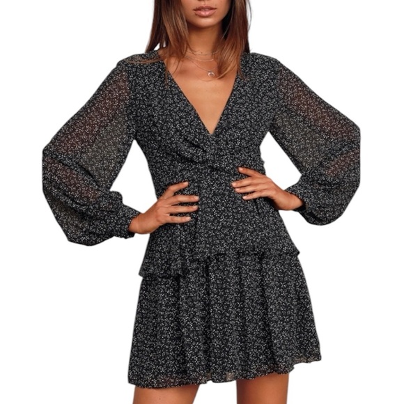 Lulus Dresses & Skirts - Lulus Tell You I Love You Black Floral Print Twist-Front Mini Dress medium